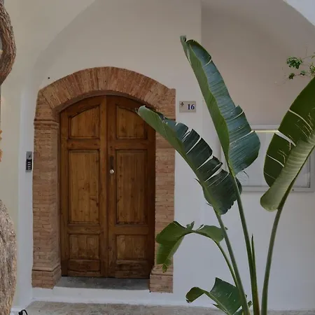 Palazetto - Centro Storico *